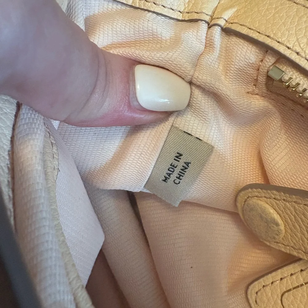 Coach Dakota Crossbody - Picture 6 of 15